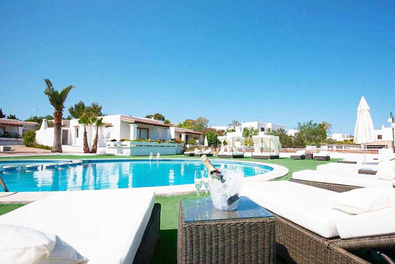 Residencial Bogamari Villa Sant Antoni de Portmany Екстериор снимка