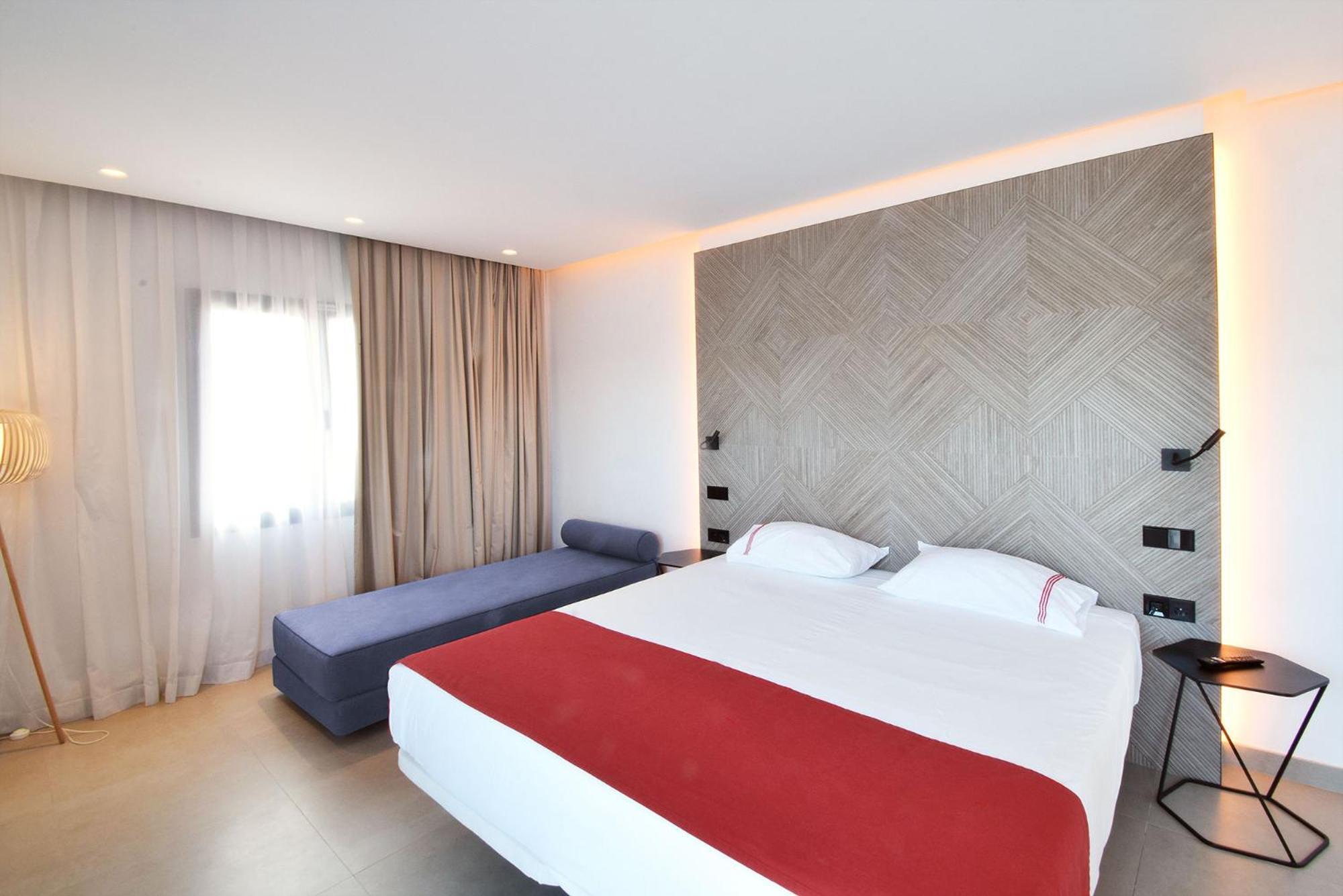 Residencial Bogamari Villa Sant Antoni de Portmany Екстериор снимка